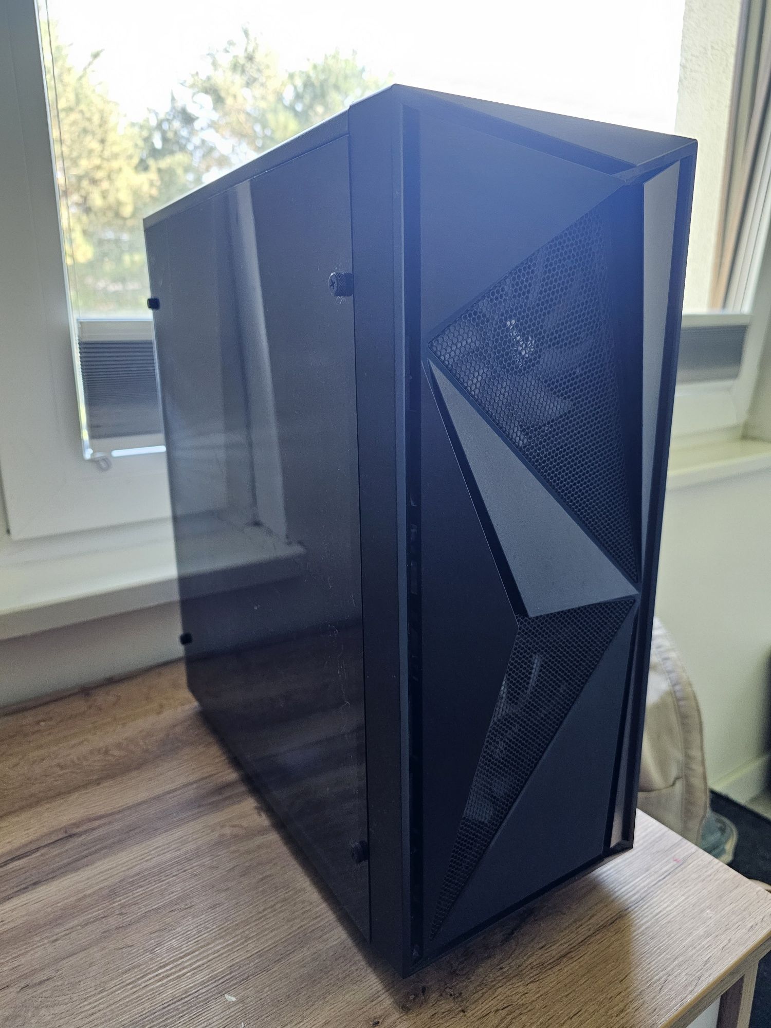 Komputer i5 10400f 8GB SSD+HDD GT1030 RGB LED