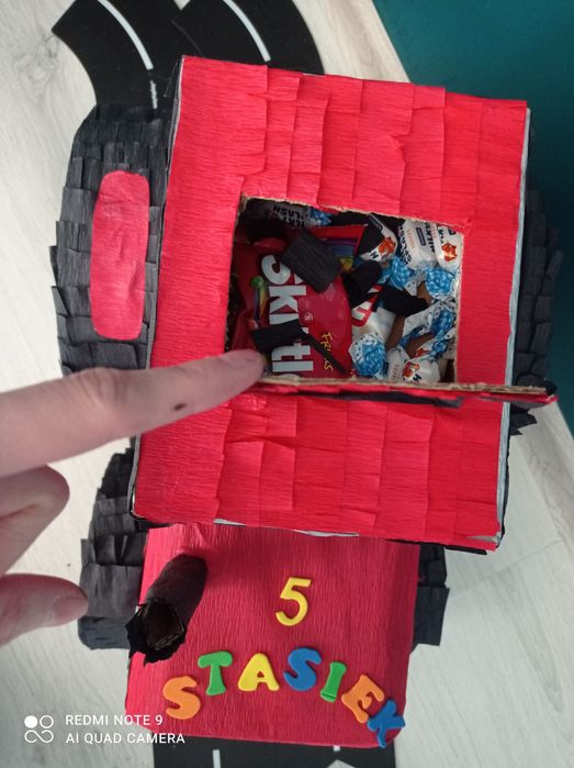 Piniata traktor ciągnik rolniczy Zetor lub inny koparka itp urodziny