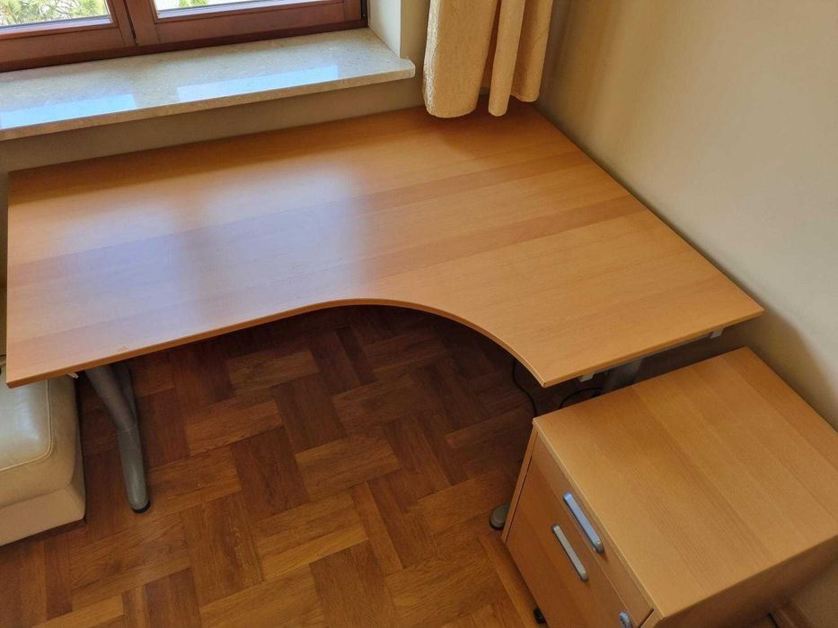 Zestaw biurowy Ikea Galant, biurko narożne + komoda na dokumenty