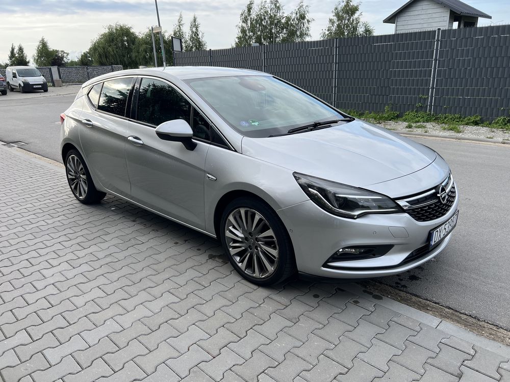 Opel Astra +  1.4T benzyna ,2016 rok ,Skóra ,Head-up