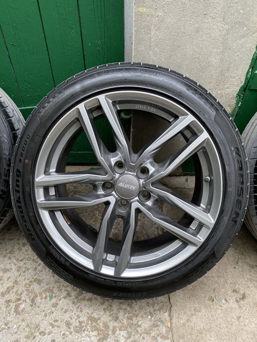 Продам комлект дисков с резиной 235/45r18 год:2025