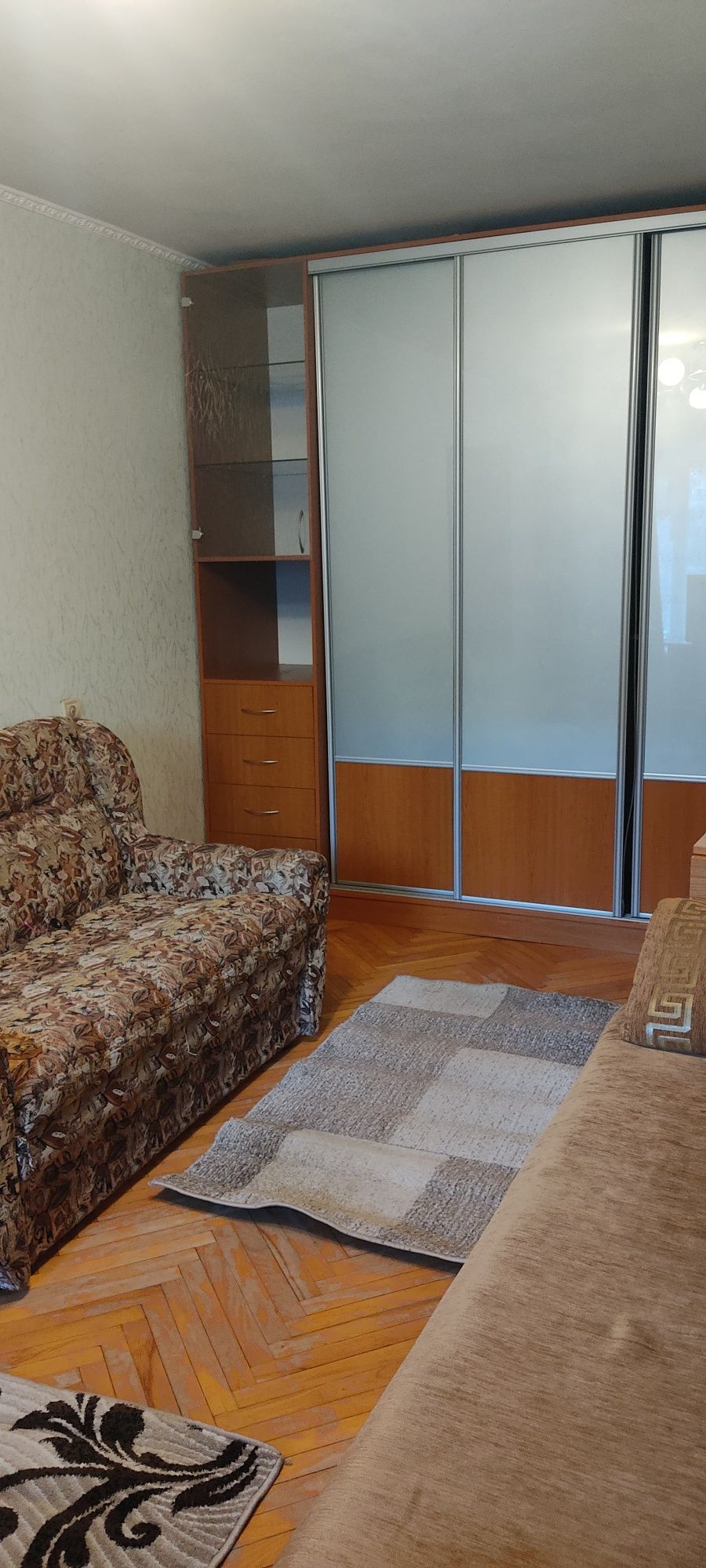 Впервые! Сдам  комфортную 1 к. из. кв. на пр. Гагарина, р-н СМТ Метро