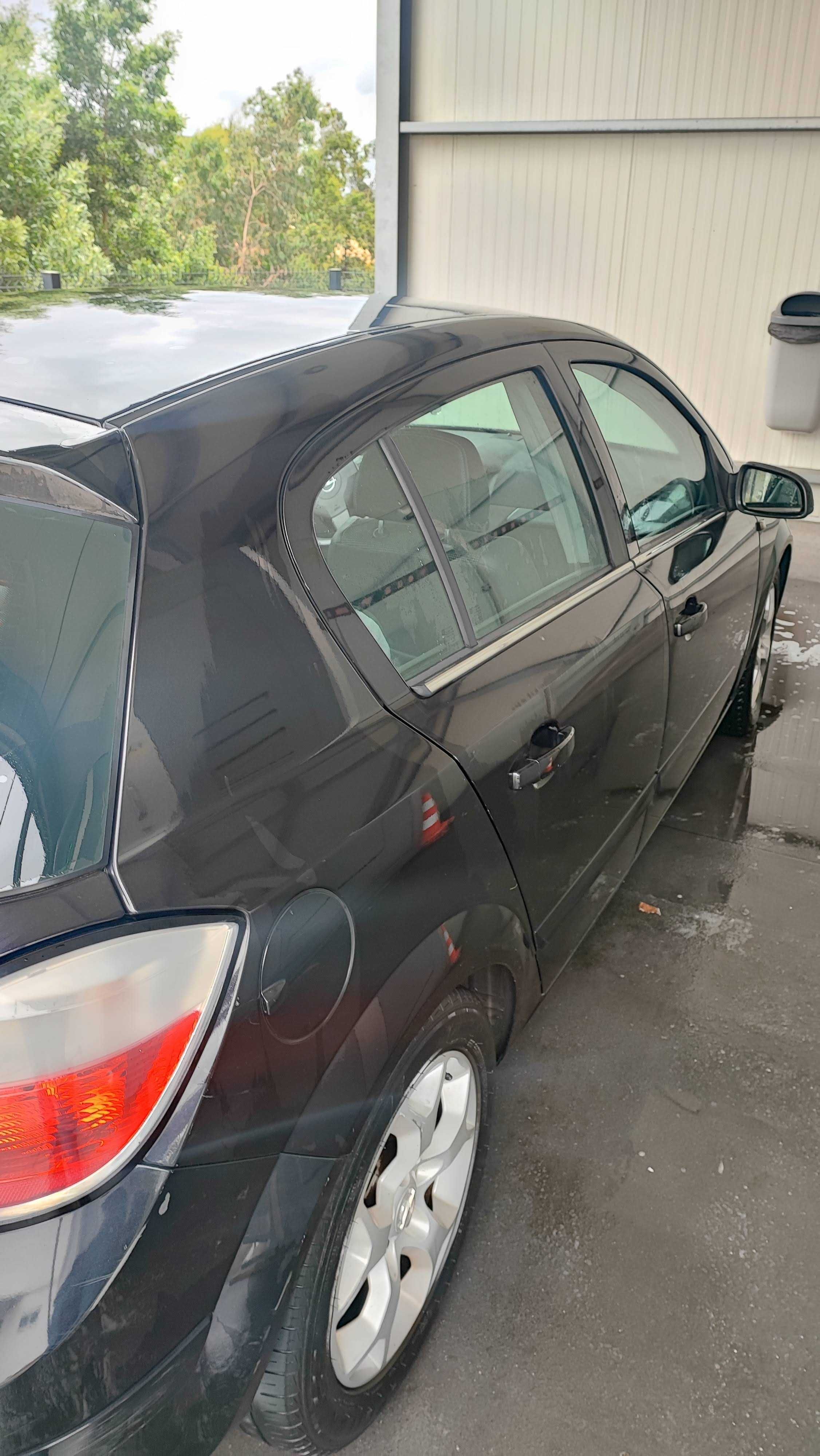 Opel Astra H 1.7