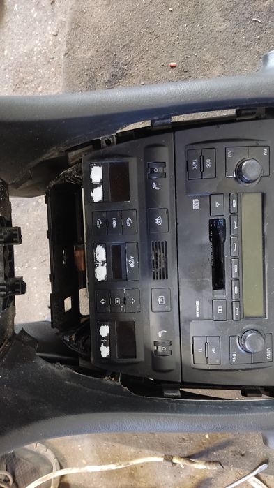 Tunel środkowy ramka radia radio panel klimatyzacji 2 din audi A6 C5