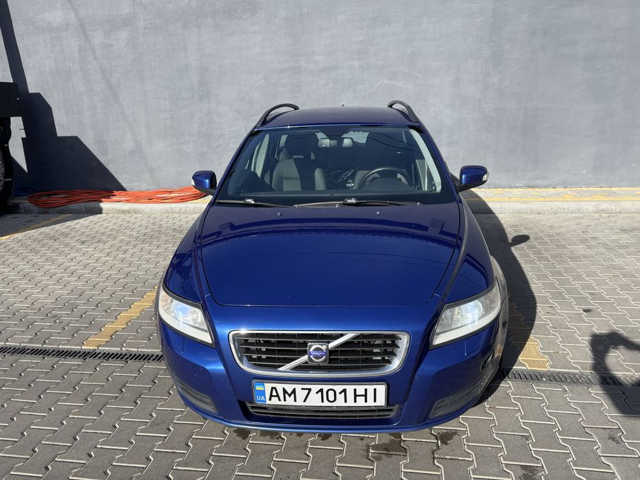 Продаю Volvo V50 2008 рік