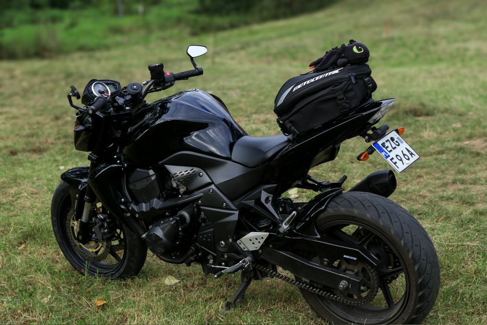 Kawasaki Z750 wydech LeoVince