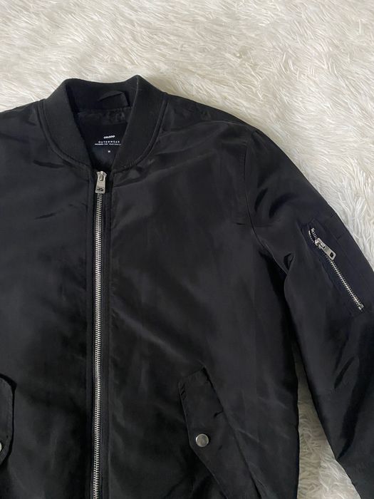 Чорний бомбер Cropp