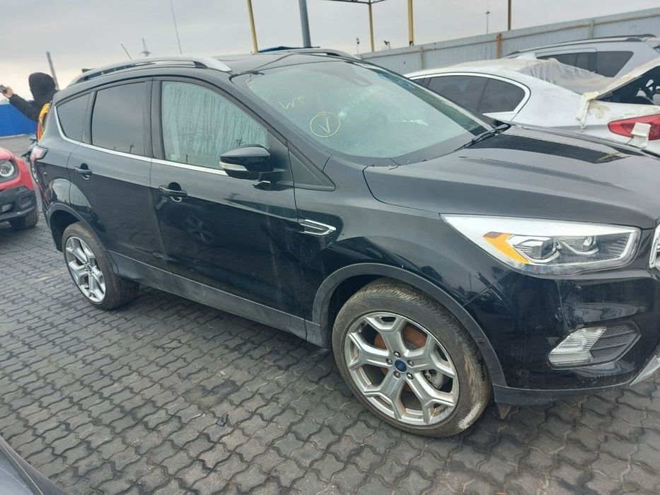 Разборка эскейп фонарь зеркало подрамник кардан коллектор стартер бак