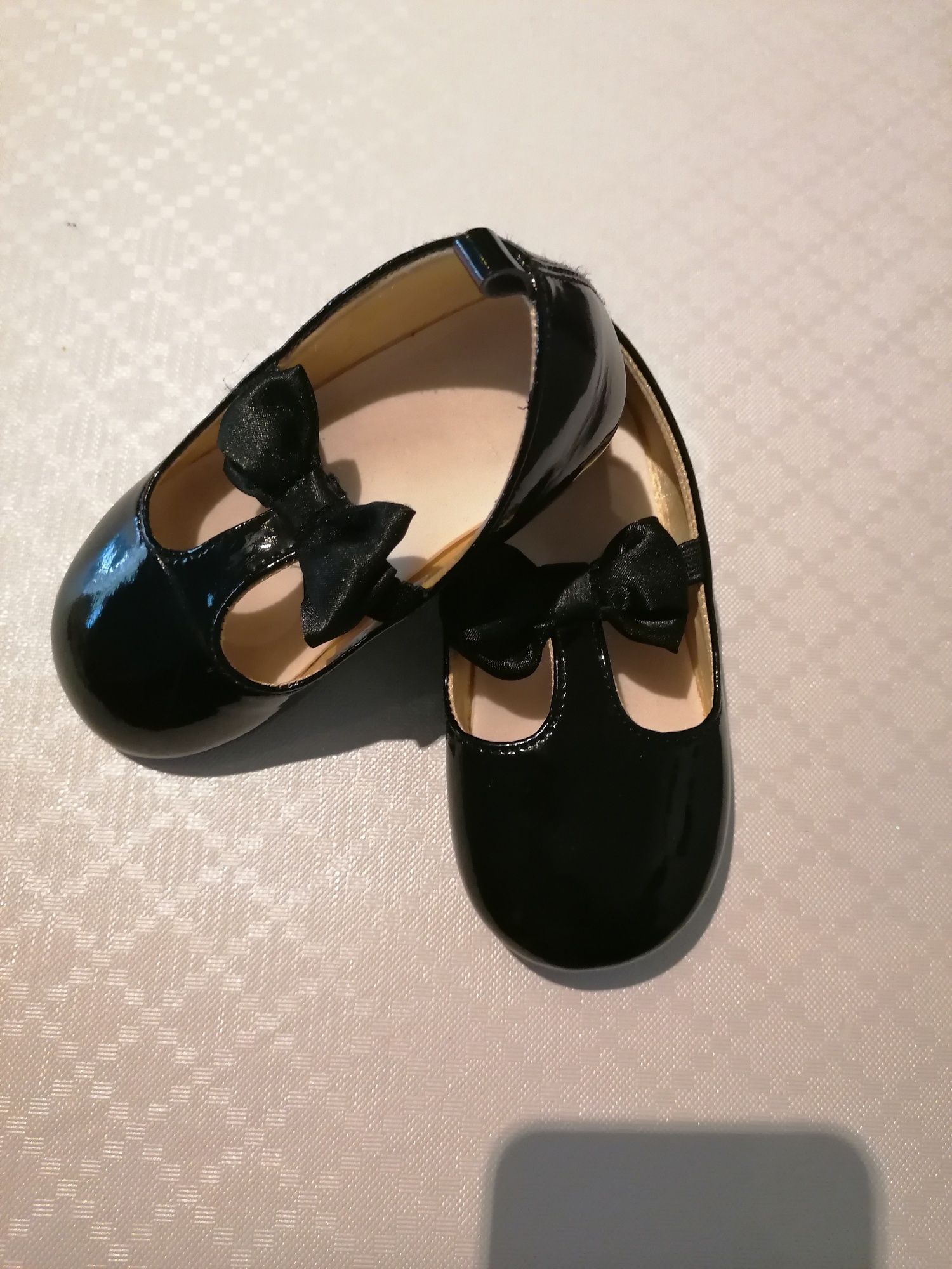 Sapato de menina preto tamanho 24