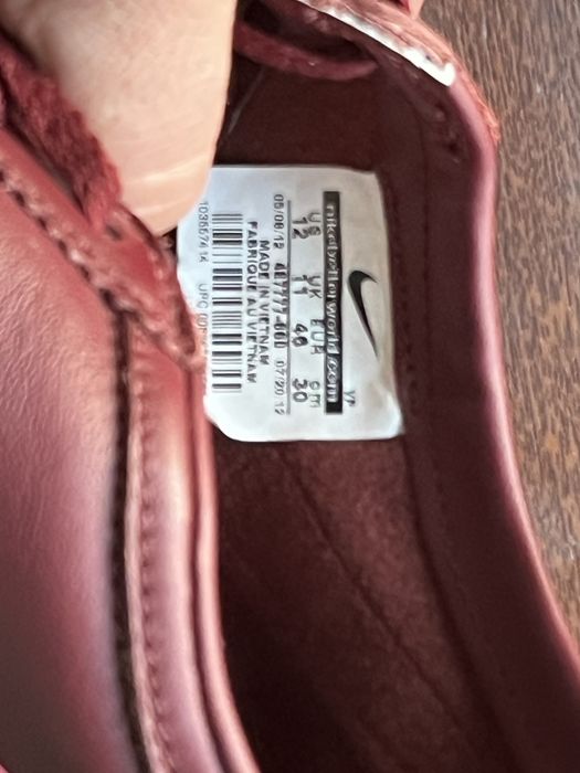 Практично нові 45 розміру кросівки Nike Cortez оригінал