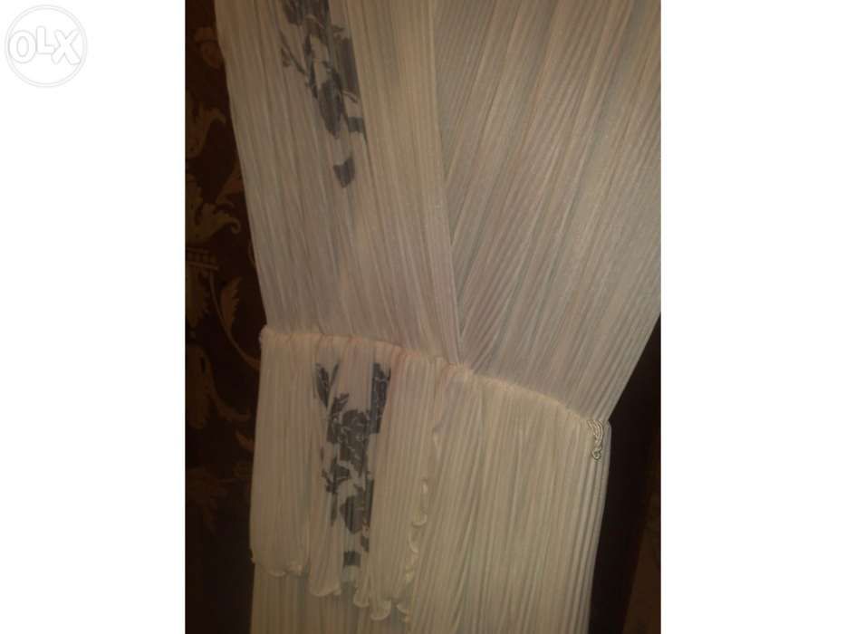 Vestido Branco em malhinha todo plissado com leves desenhos