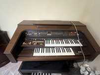 Piano Solina F218