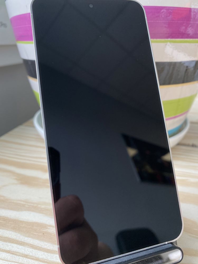 Samsung S24 8/128 gb