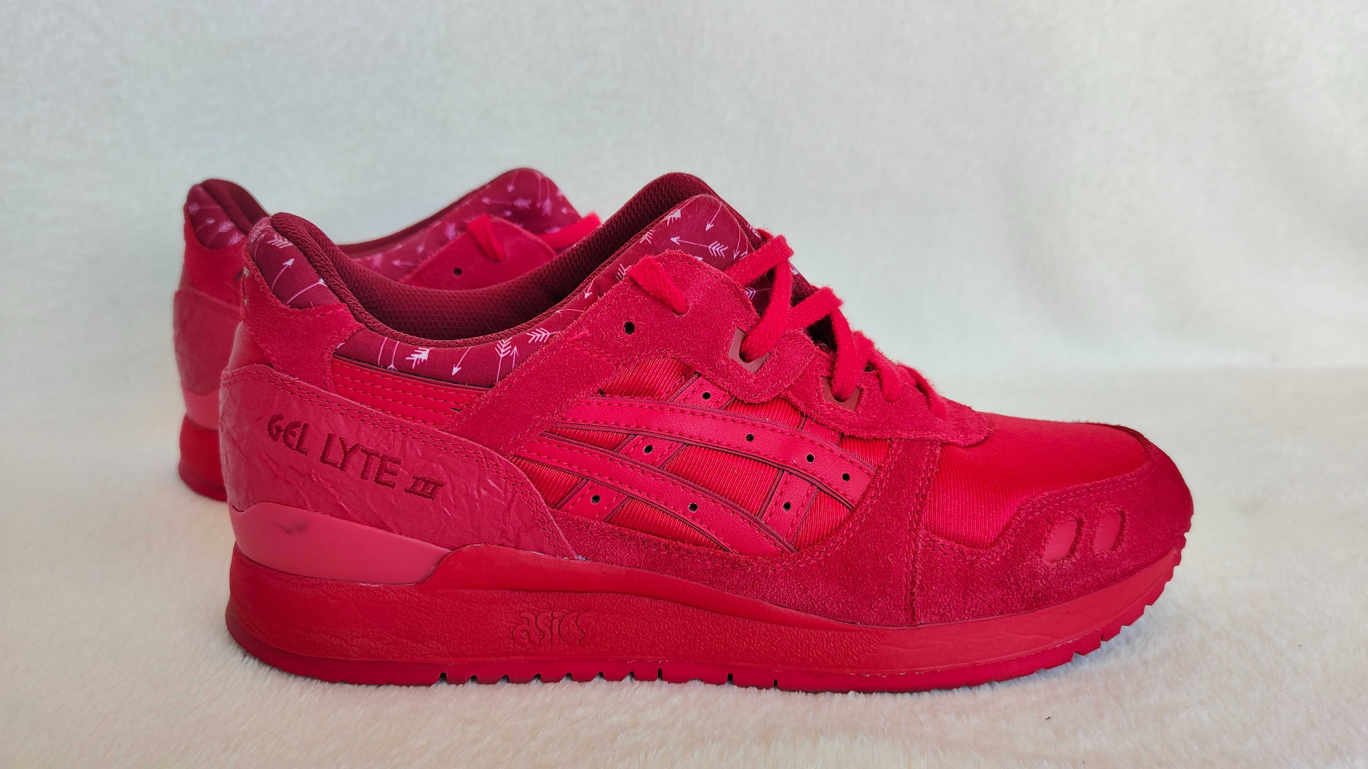 Asics Gel Lyte III Valentine's Day Pack