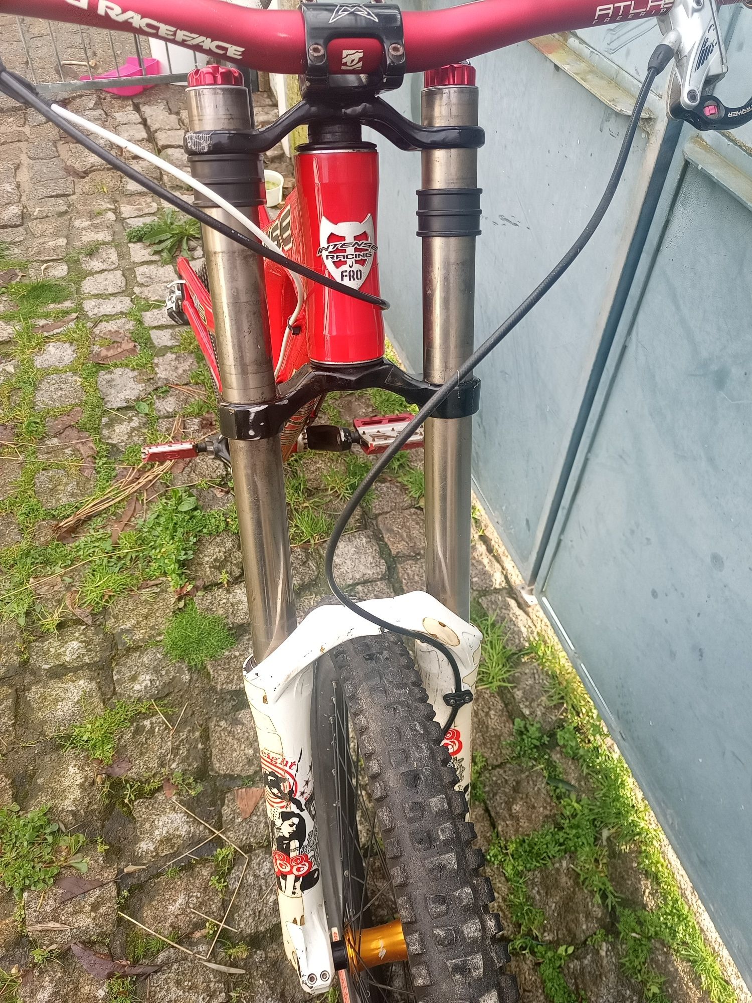 Intense M6 , quadro novo de garantida