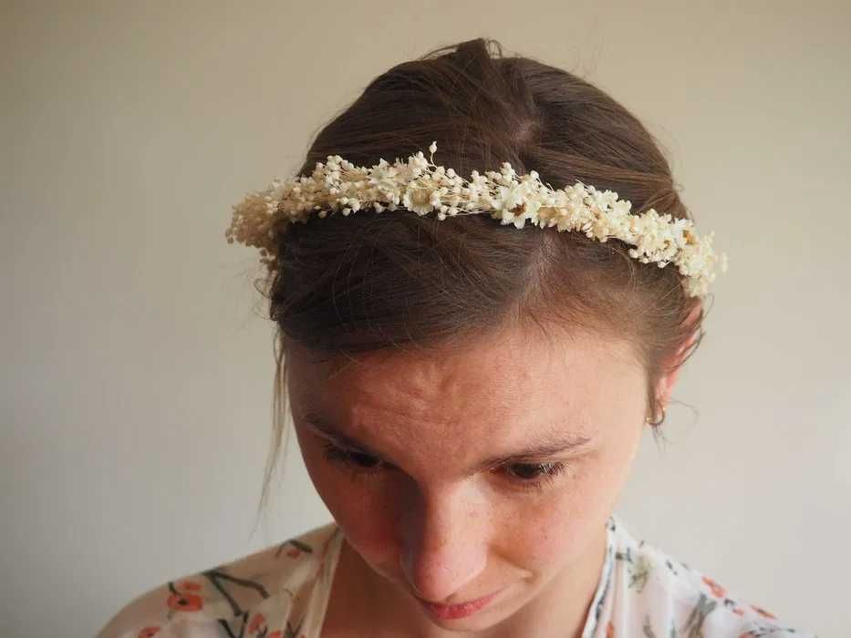 wianek z suszonych kwiatów, na komunie, wesele, wieczór panieński