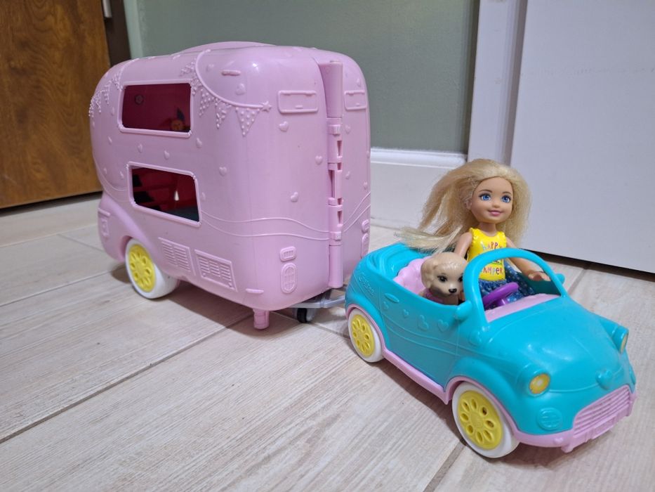 Barbie - przyczepa kempingowa Chelsea