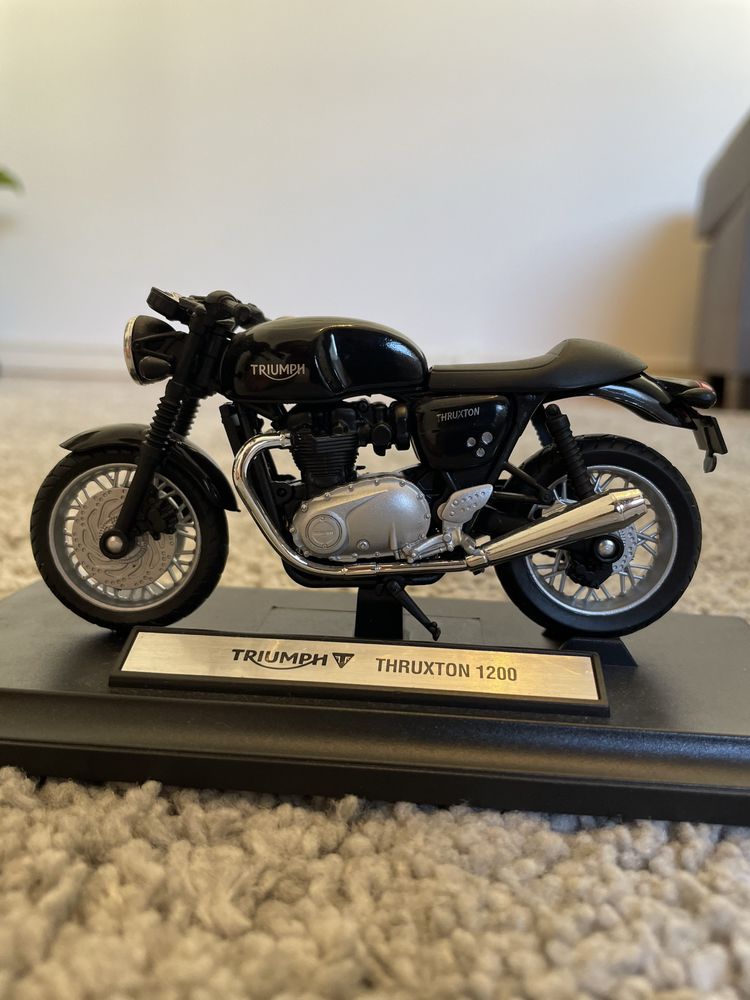 Moto coleção e Moto GP
