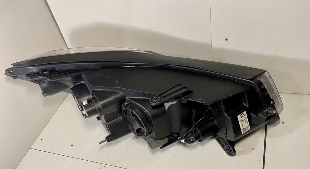 Фара левая Chevrolet Trax USA галоген  42648200,фара trax USA