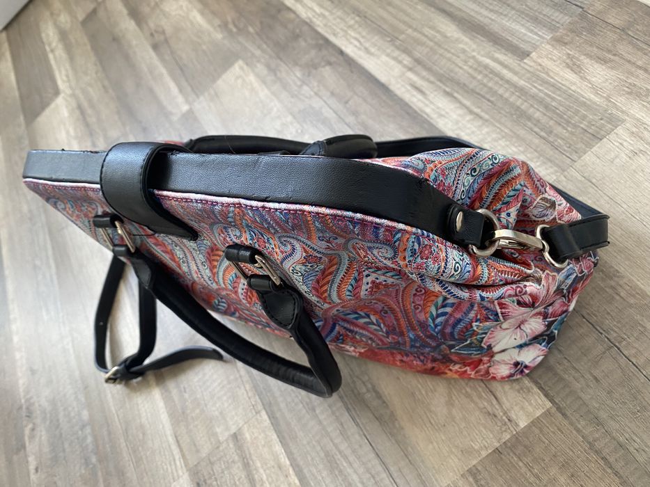 Torebka w kwiaty Desigual