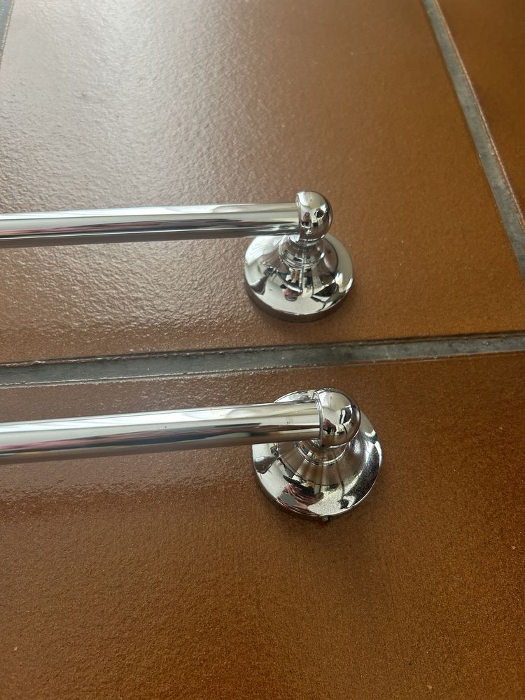 Conjunto de 3 toalheiros em Inox