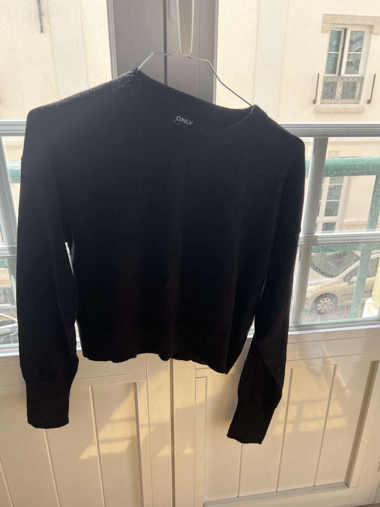 Camisola crop - Only - preta