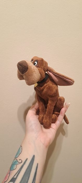 Trusty Bloodhound Zakochany Kundel Lady and the Tramp Disney pluszak