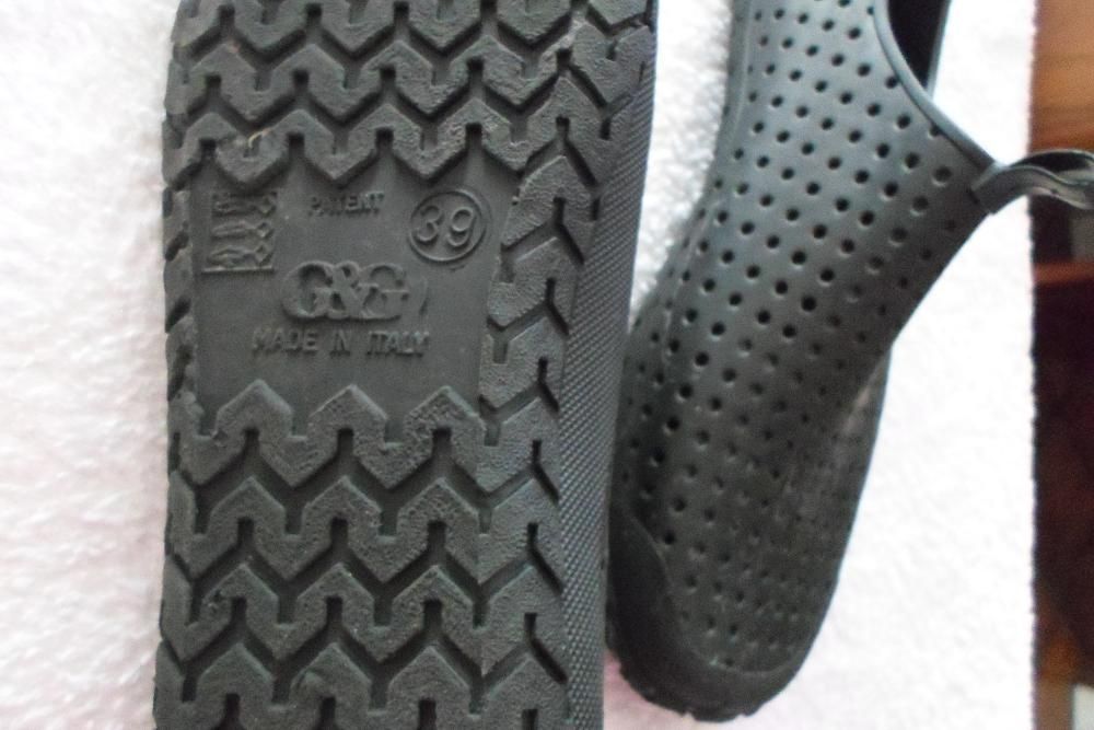 Sapatos aquáticos