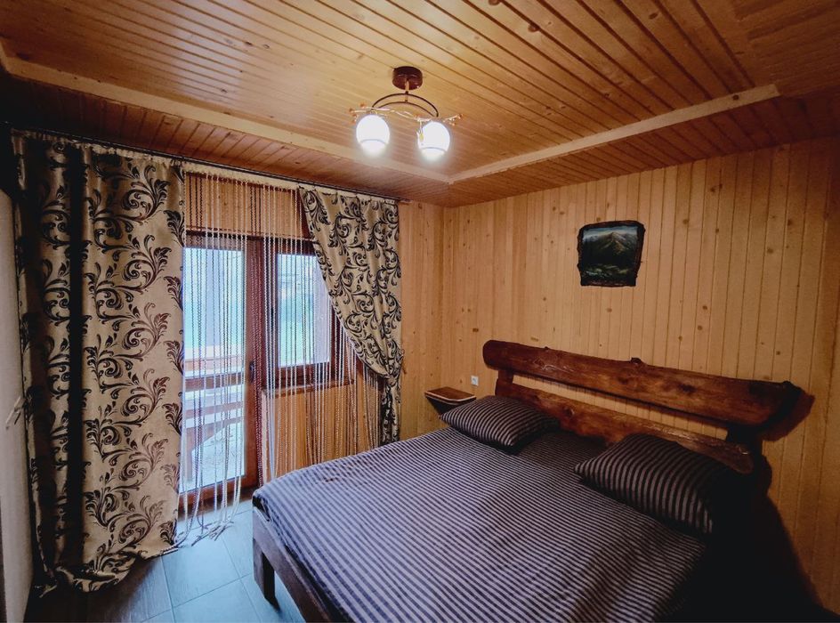 Котедж на 10 місць/ Карпати/ Яремче/ Микуличин