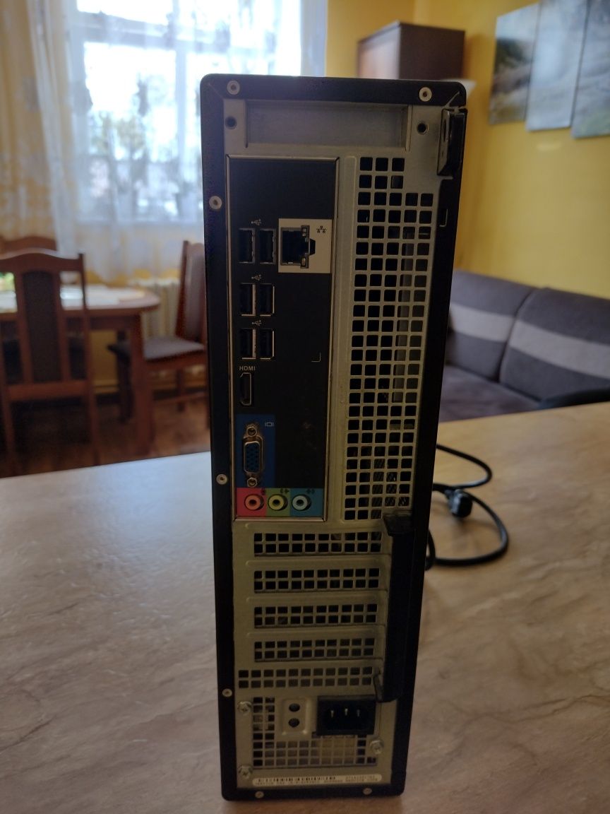 Komputer DELL OPTIPLEX 3010