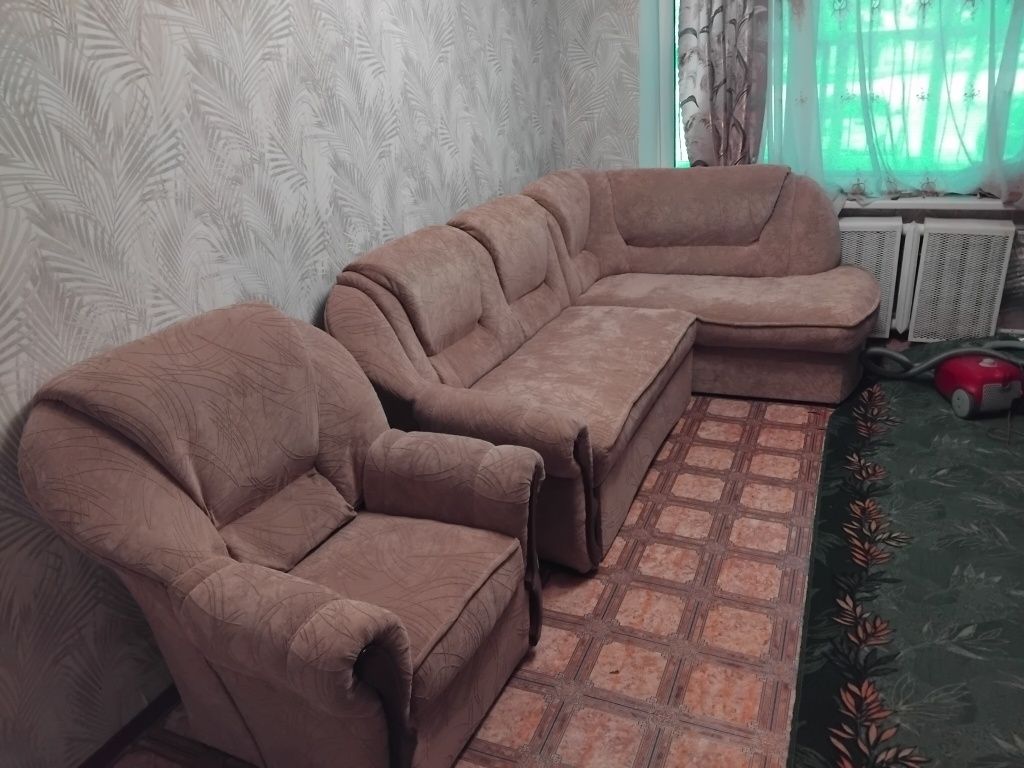 Диван м'який уголок і крісло
