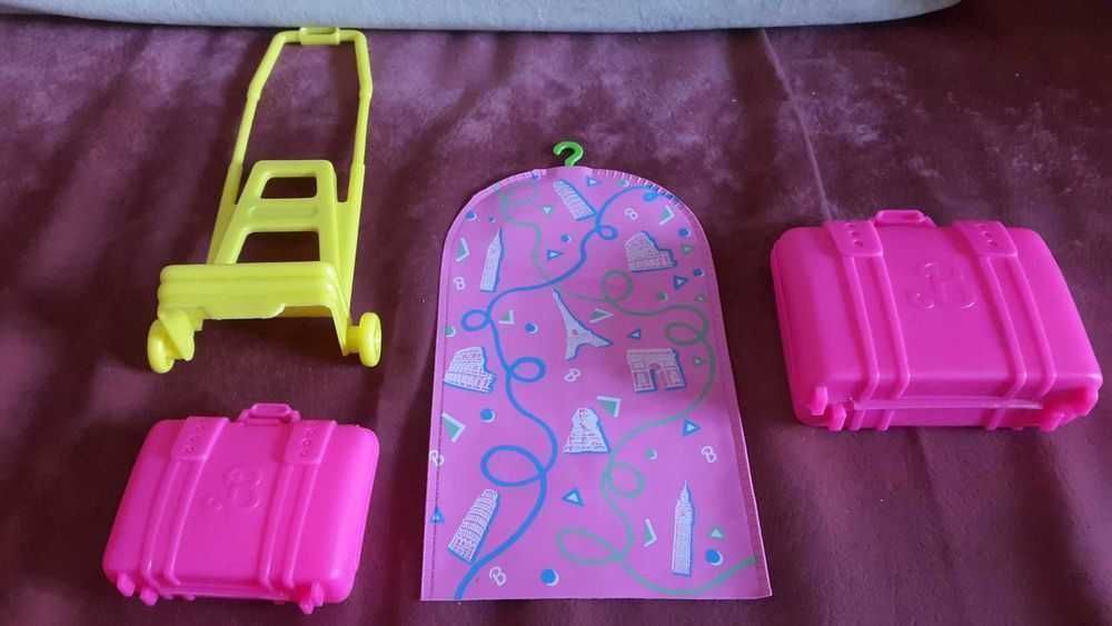 Аксессуары для путешествия от Mattel для куклы Барби 90-х ,цена за всё