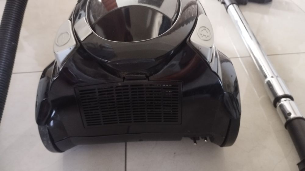 Продам Пилосос Dirt Ultima