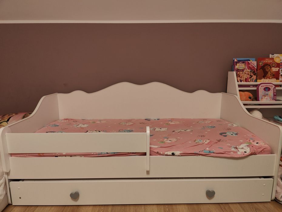 Łóżko tapczanik dla jednego bądź dwójki dzieci