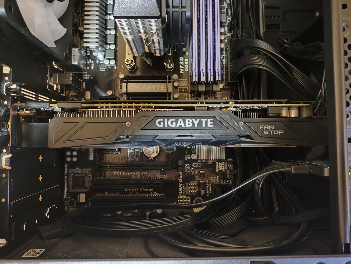 Відеокарта Gigabyte GTX 1070 Gaming G1 8Gb