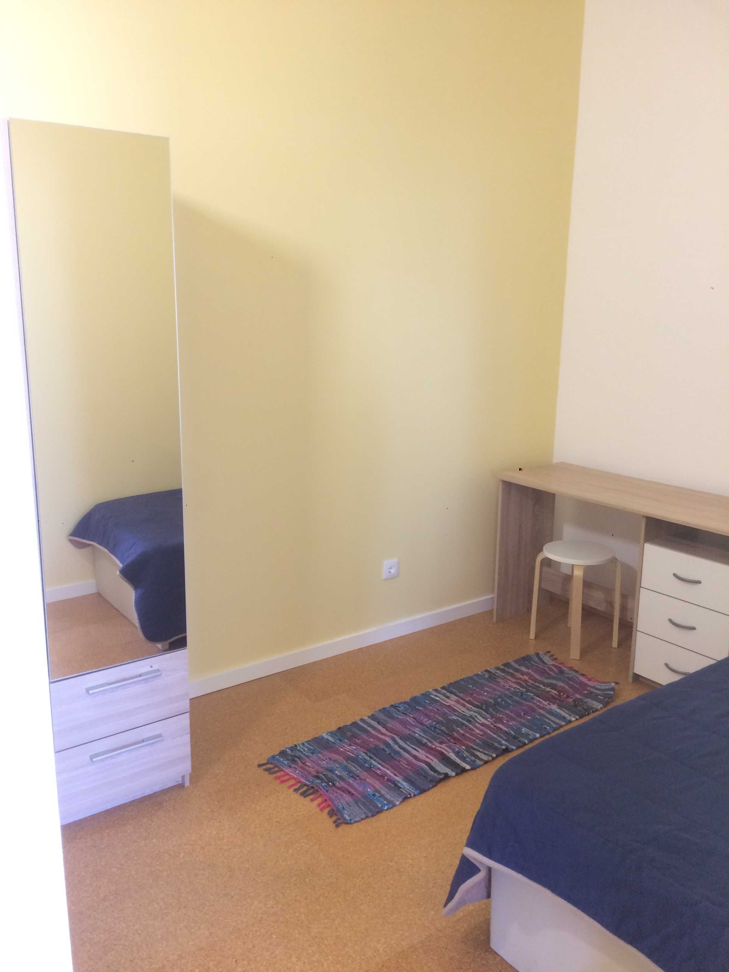 Casa com 4 quartos para empresa