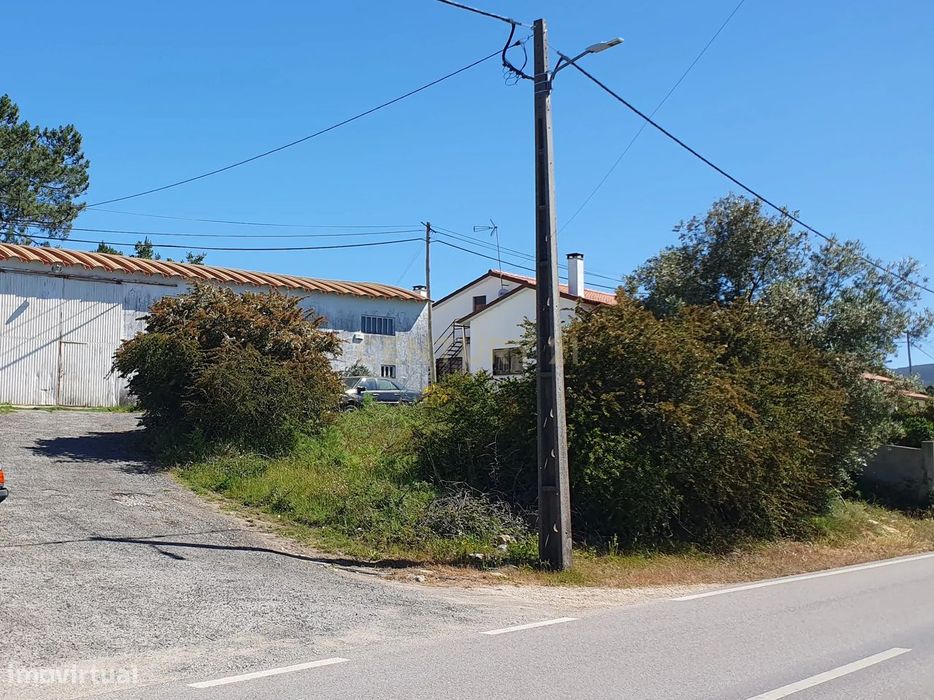 Pavilhão com Logradouro Lagoa do Cão - Aljubarrota