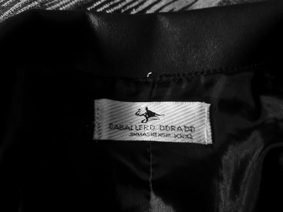 Casaco de couro  da marca "Caballero Dorado"