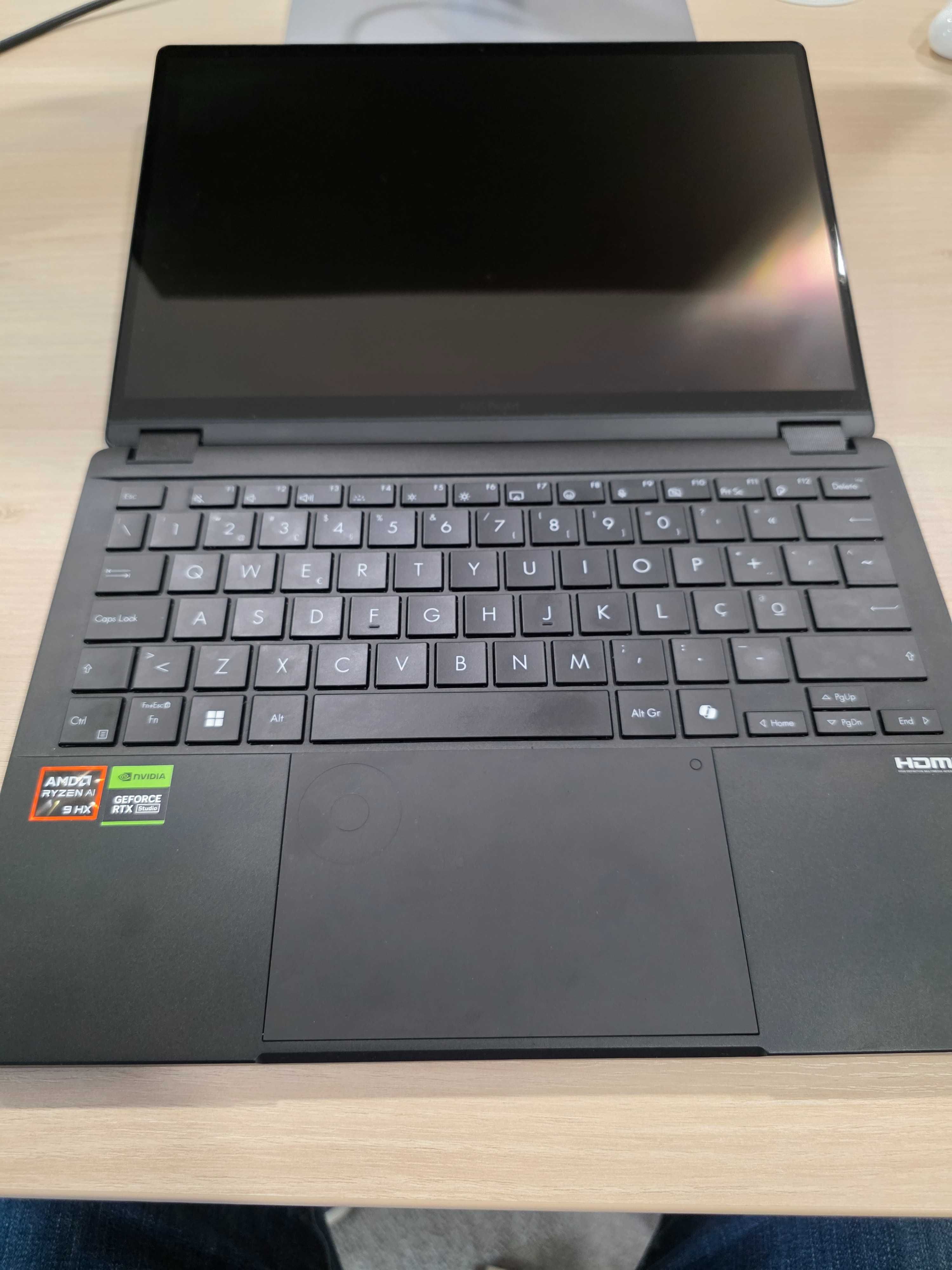 Portátil Asus ProArt PX13 13.3