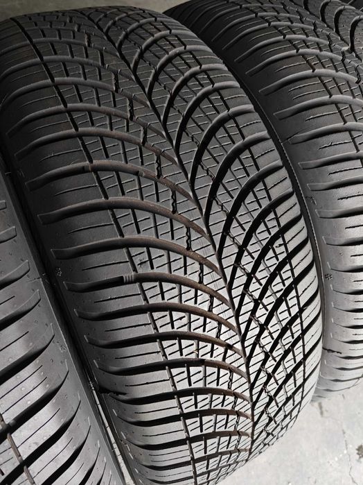 Всесезонка R17 225 55 легендарний GoodYear Vectot 4Season 24рік!