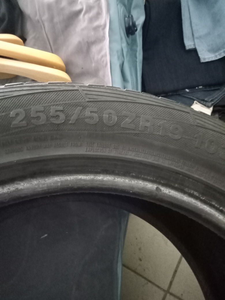 Продам шины KUMHO ecsta 255/50 r19