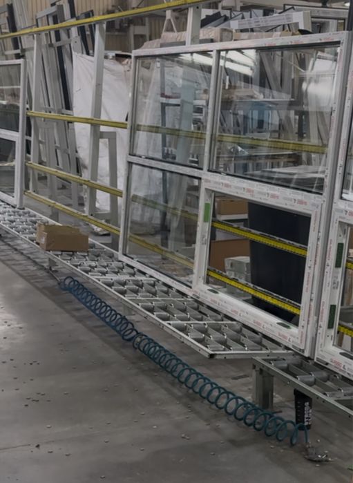 Вікна, двері , металопластикові вікна