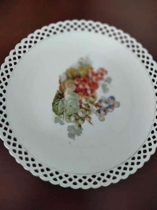 Talerz patera ażurowa z owocami porcelana przedwojenna Schumann