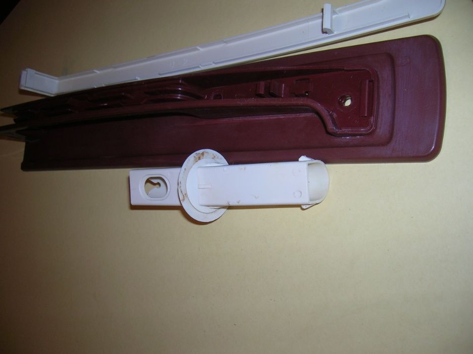Дверная ручка с накладкой и сток хол-ка"ЭНИУМ"( ОАЭ)