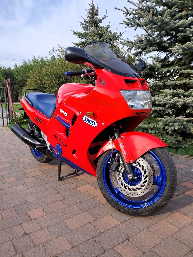 Honda CBR 1000 f