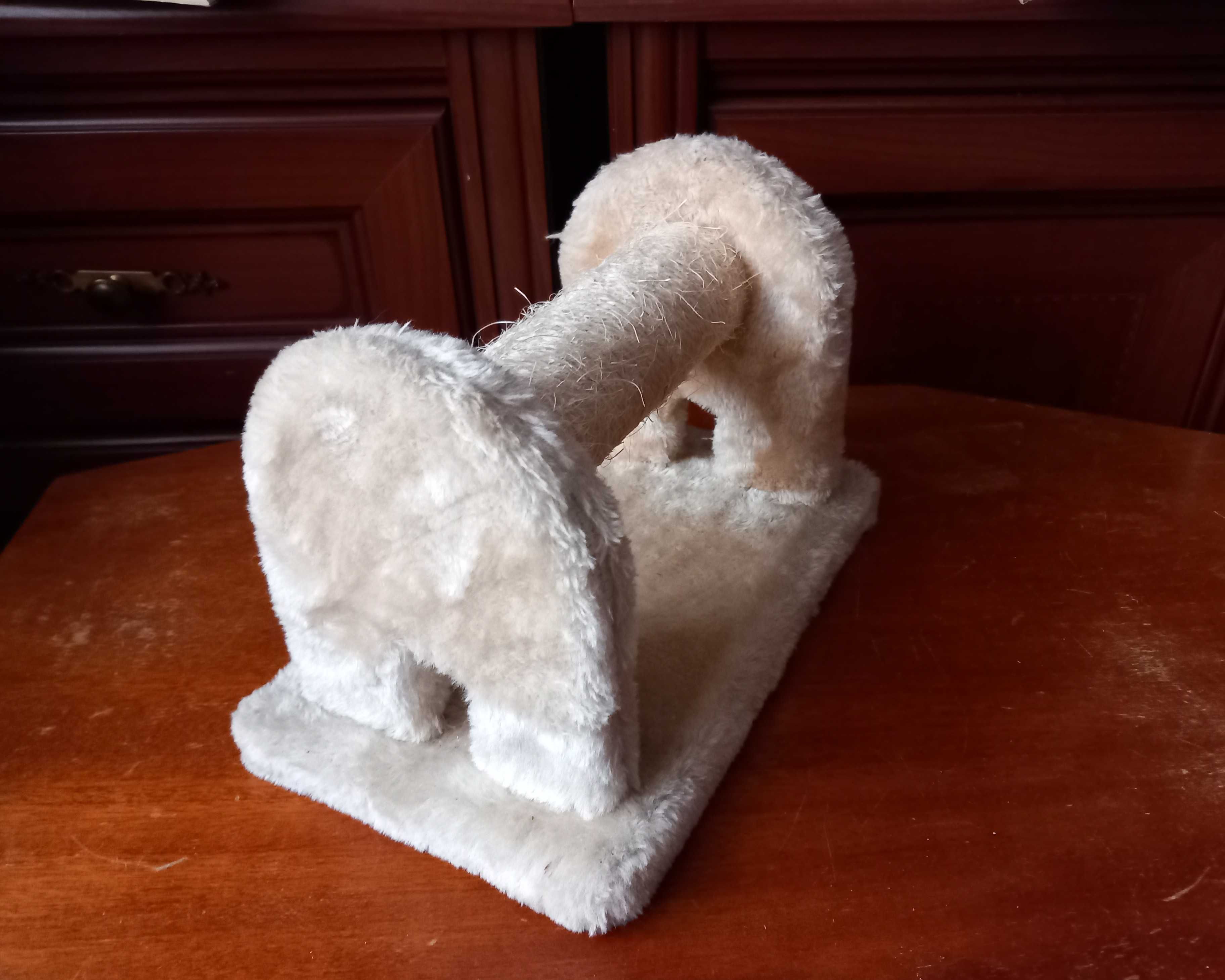 Mały drapak dla kota 28x17x19cm