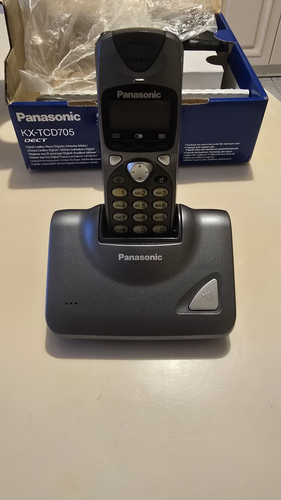 Panasonic KX-TCD705 telefon stacjonarny bezprzewodowy