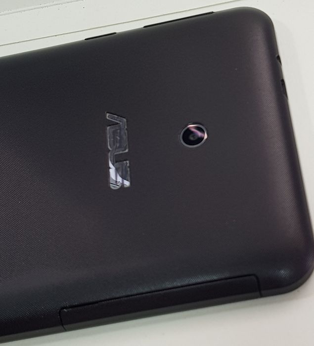 Планшет Asus К012  Mo Pad 7