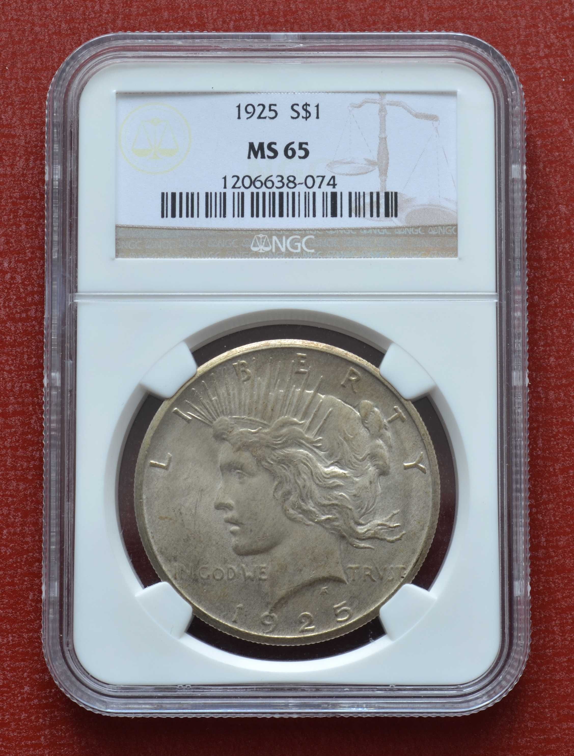 Мирний Долар/Peace Dollar 1925р, MS 65 США. Слаб NGC, Срібло