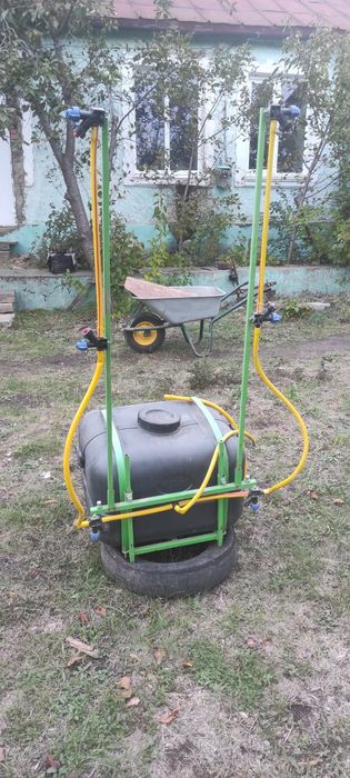 Оприскувач до мотоблока навісний